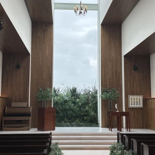 空が見えるので迫力がある。