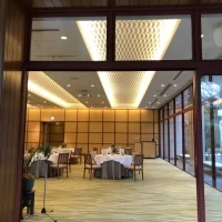 外から見た披露宴会場