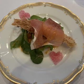 少し変わったエビ料理。
食べた事がない美味しい料理