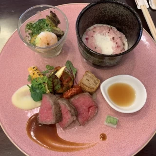 試食会
お腹が柔らかくて美味しい