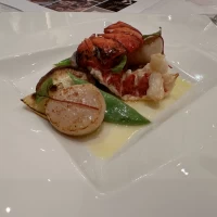 オマール海老とホタテ