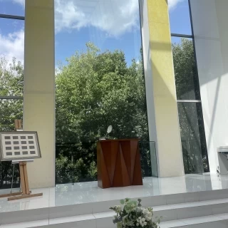 チャペル前方