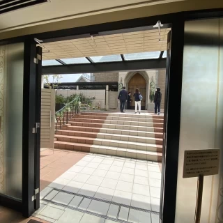 チャペル手前の入口