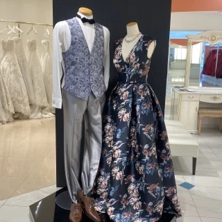 ドレスショップに展示されていたドレスです。