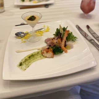 前菜とてもおいしかったです