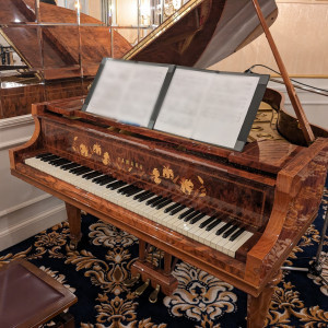 アンティーク調のピアノ|659279さんのグランドプリンスホテル高輪 貴賓館の写真(2050720)