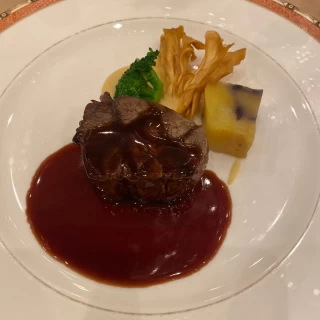 お肉料理