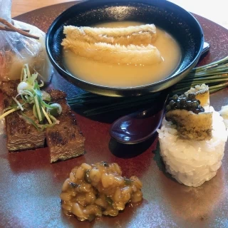 試食