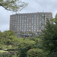 大隈庭園から見たリーガロイヤルホテル東京