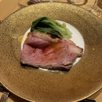 メインの肉料理