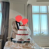 ウェディングケーキ
背景にはレインボーブリッジ