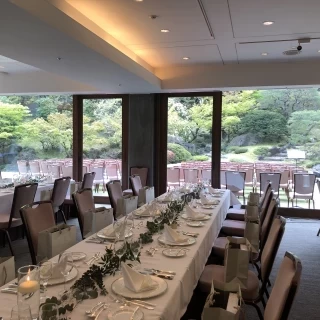 閉塞感を全く感じない披露宴会場