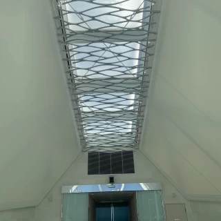 ブルービジューの天井