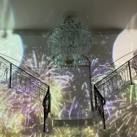 演出のプロジェクションマッピか