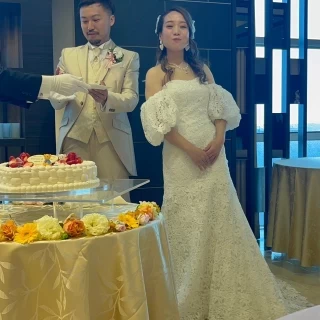 ケーキの入刀後のお写真です♡