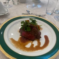 国産牛フィレ肉のステーキ