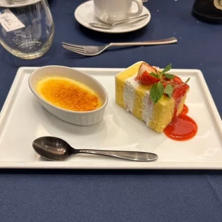 ウェディングケーキ、クレームブリュレ