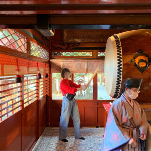 挙式の最初と最後になります。見学時叩かせてもらいました|660558さんの冠稲荷神社 宮の森迎賓館 ティアラグリーンパレスの写真(1795168)
