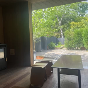 親族控室になる部屋で説明を聞きました。緑が美しかったです。|660701さんのアコルドゥ 奈良公園の写真(1810984)