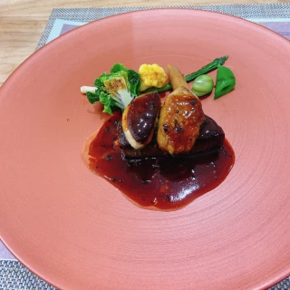 とにかく美味しくて感動したフォアグラと牛肉