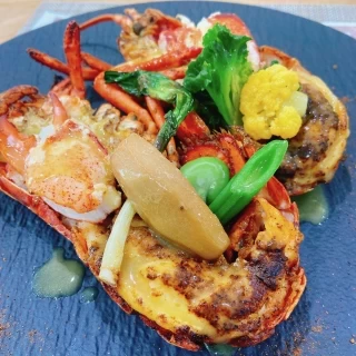 試食でのオマール海老です