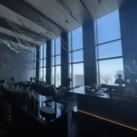 レストラン