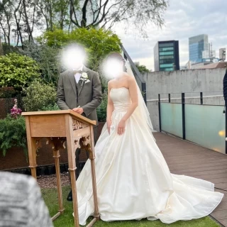 ガーデンチャペル。結婚証明書の署名ができます。