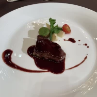 試食