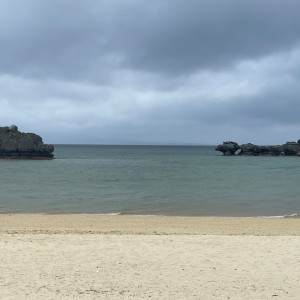 チャペルの前のビーチ|661761さんのアイネス ヴィラノッツェ 沖縄（クチュールナオコ ウエディング）の写真(1803702)