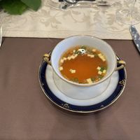 東京會舘伝統のダブルコンソメスープ