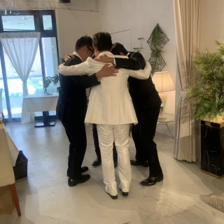 新郎中座