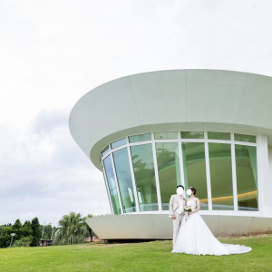 チャペル外観|662503さんの白の教会/アールイズ・ウエディングの写真(2569353)