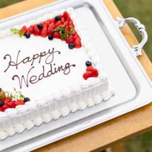 ケーキ|662503さんの白の教会/アールイズ・ウエディングの写真(2569351)