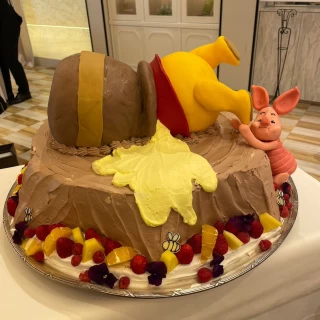 こだわったオリジナルウェディングケーキ