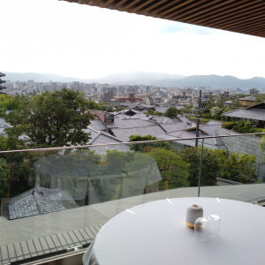 京都の街を一望できるという特権があります。4階の景色が綺麗|662753さんの高台寺ひらまつ（ひらまつウエディング）の写真(1817679)