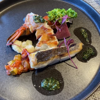 お魚のメイン料理