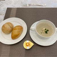 パンとスープも美味しかったです