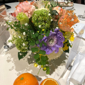 ゲストテーブルの装花|663007さんのアルモニーソルーナ表参道の写真(1812939)