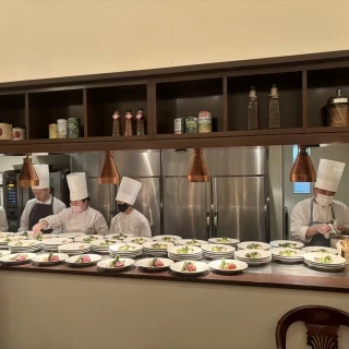 ライブキッチン