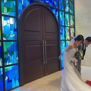 ステンドグラスはどこから撮っても写真映えします