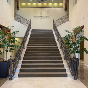 1つ目の会場
入り口すぐに長い階段がある|663825さんのヴィラ・デ・マリアージュ 宇都宮の写真(1819060)
