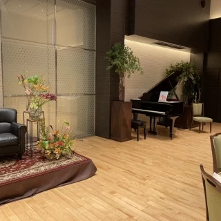 披露宴会場にあるピアノです。