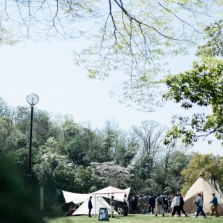 宝が池公園での挙式の様子です。