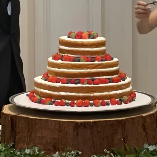ウェディングケーキ