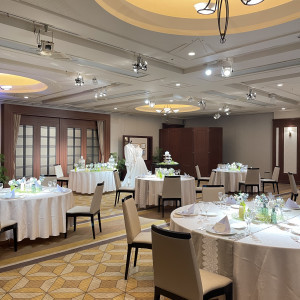 披露宴会場です。
テーブルの大きさが選べます。|663924さんの浦安ブライトンホテル東京ベイの写真(1819919)