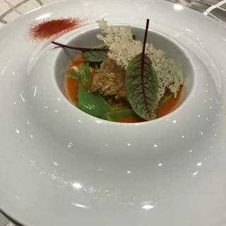 甘鯛の鱗揚げガスパチョソース