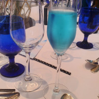 乾杯酒は無料でブルーに変更できます！