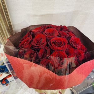 サプライズで薔薇の花束もらいました|664253さんのCasa d' Angela Aoyama（カサ・デ・アンジェラ青山）の写真(2040938)