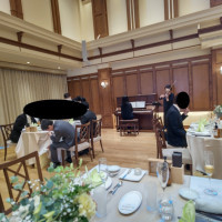 ゲスト席からの写真です
披露宴会場内にピアノあります