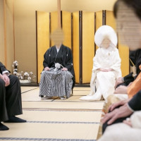 神社の控室での親族紹介